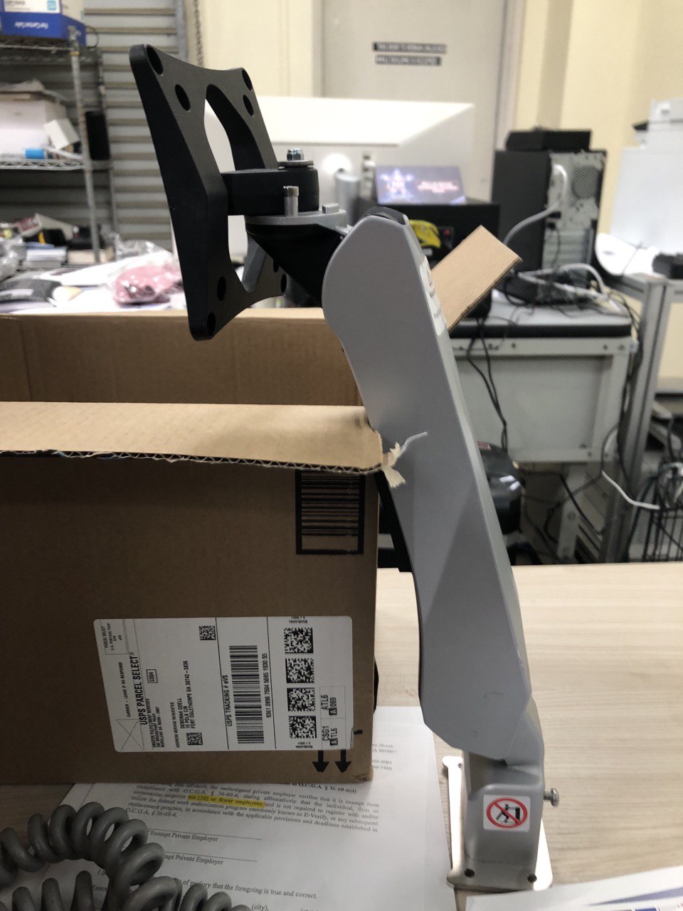 Medical Cart Mount Adjustable Monitor Arm, Swivel, Tilt