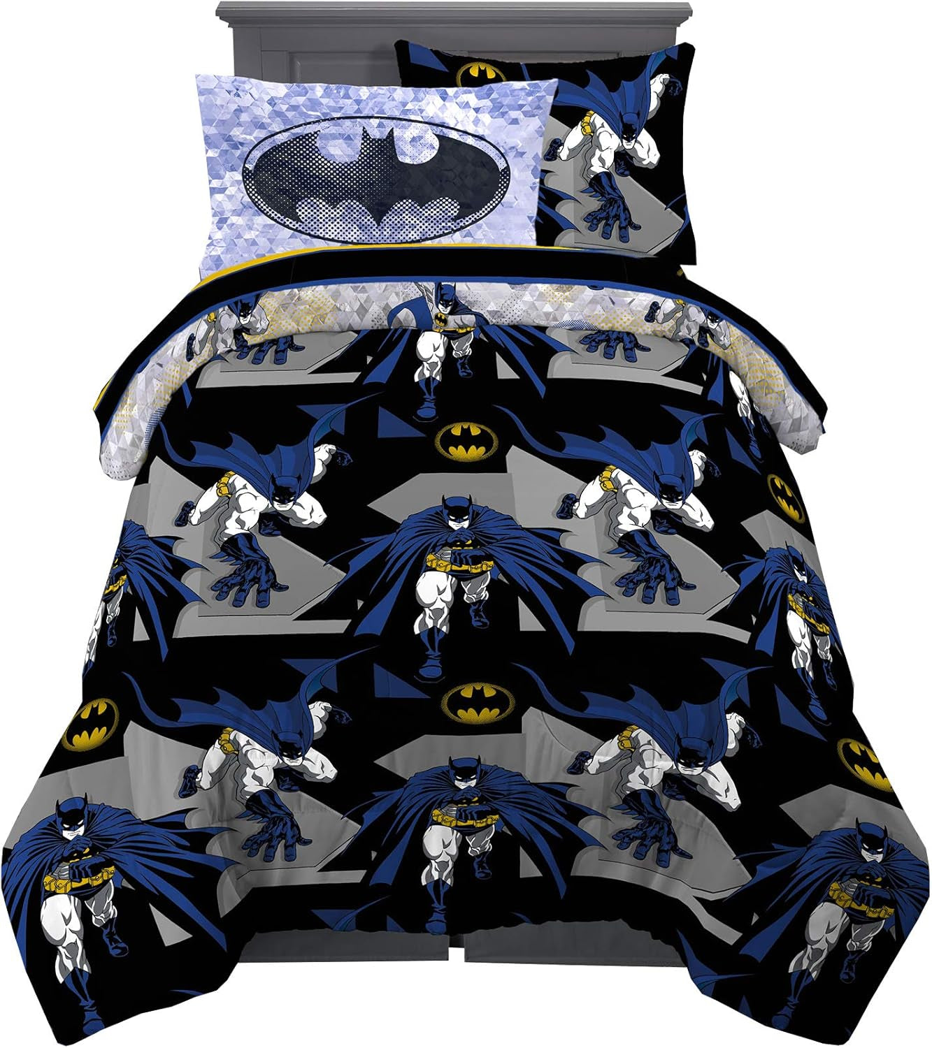 Kids Bedding Super Soft Comforter and Sheet Set with Sham, 5 Piece Twin Size, Batman