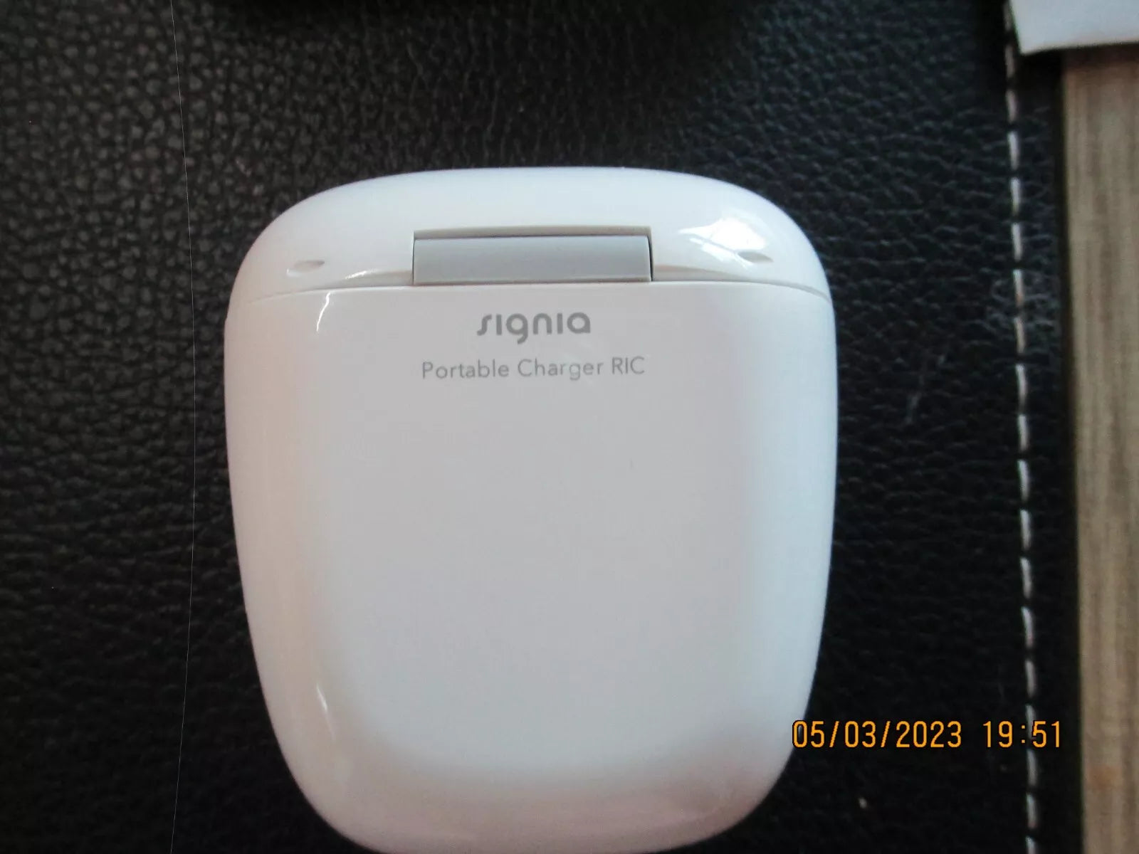 Signia Connexx Travel Charger RIC Hearing Aid