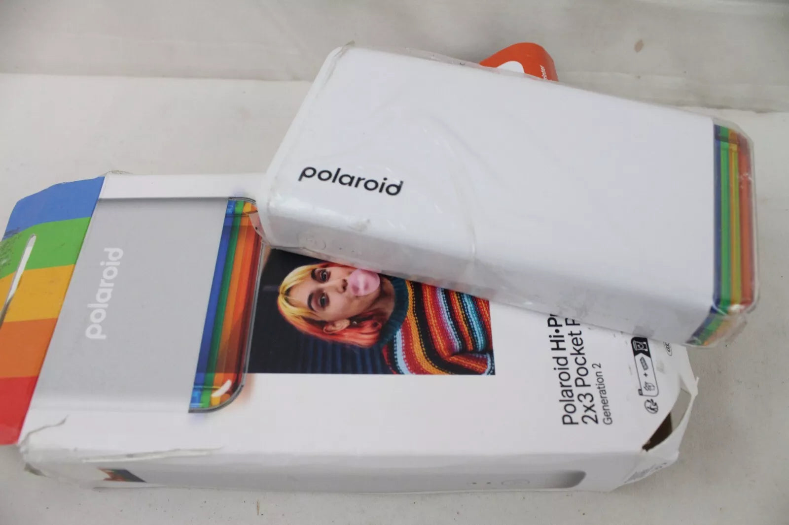 Open Box Polaroid Hi-Print Bluetooth 2x3 Pocket Photo Printer